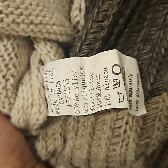 Wool and alpaca cardigan with boat neck and side button closure - Picture 5 of 6